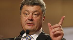 Порошенко настаивает на укреплении фортификационных сооружений в кратчайшие сроки