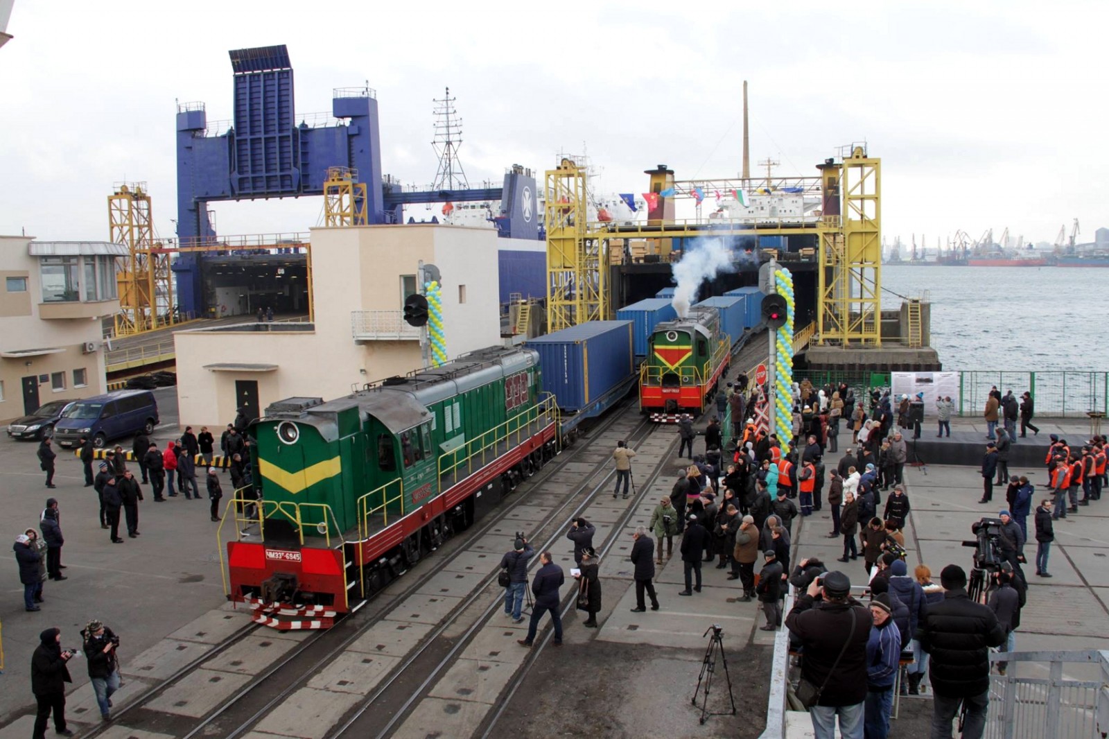 Контейнерный поезд из Украины прибыл на китайскую границу (обновлено)
